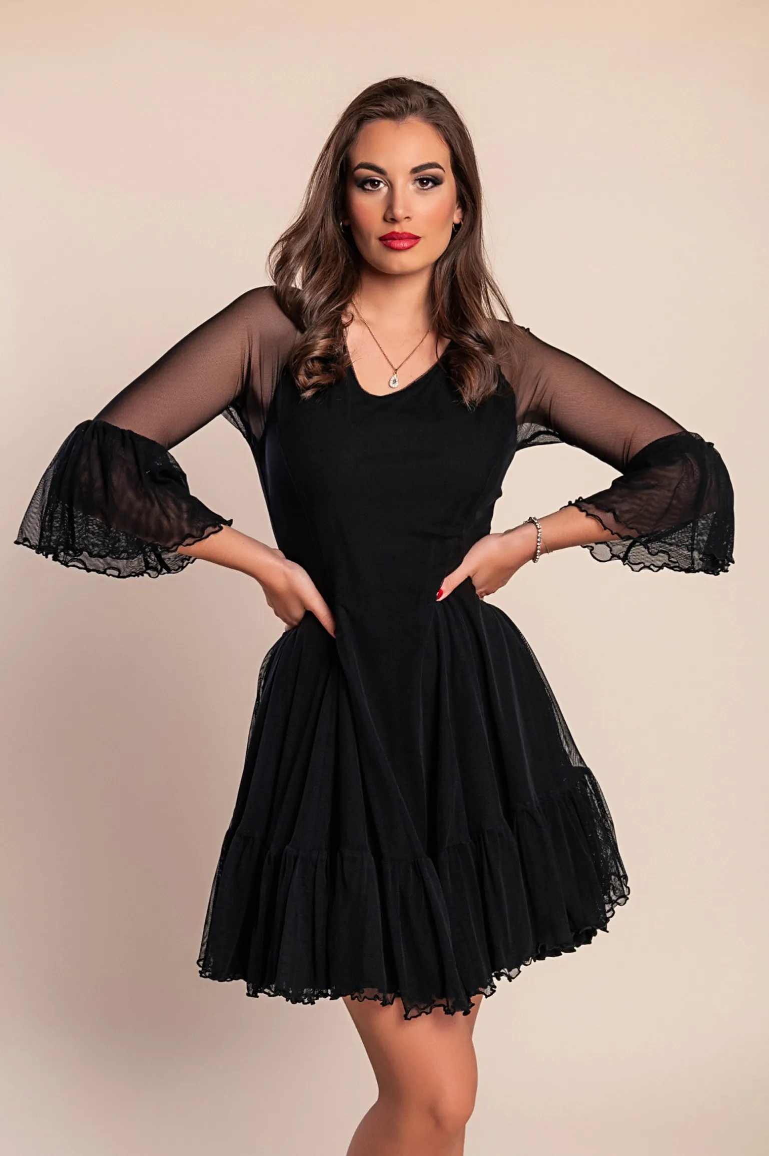 Abito corto in tulle, nero