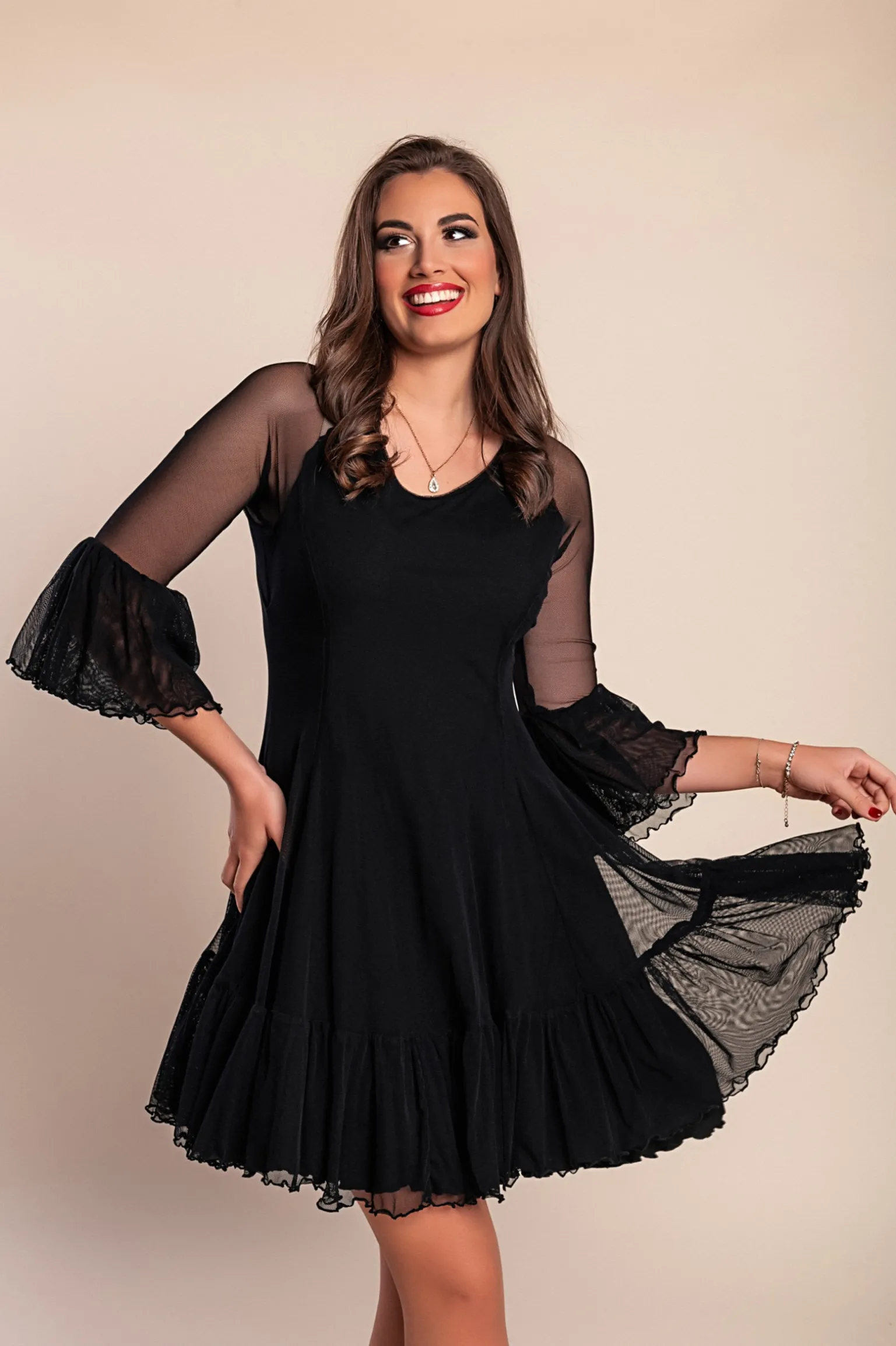 Abito corto in tulle, nero