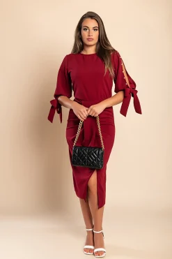 Abito elegante midi con scollo rotondo, maniche 3/4 con spacco e perline decorative Peppina, bordeaux