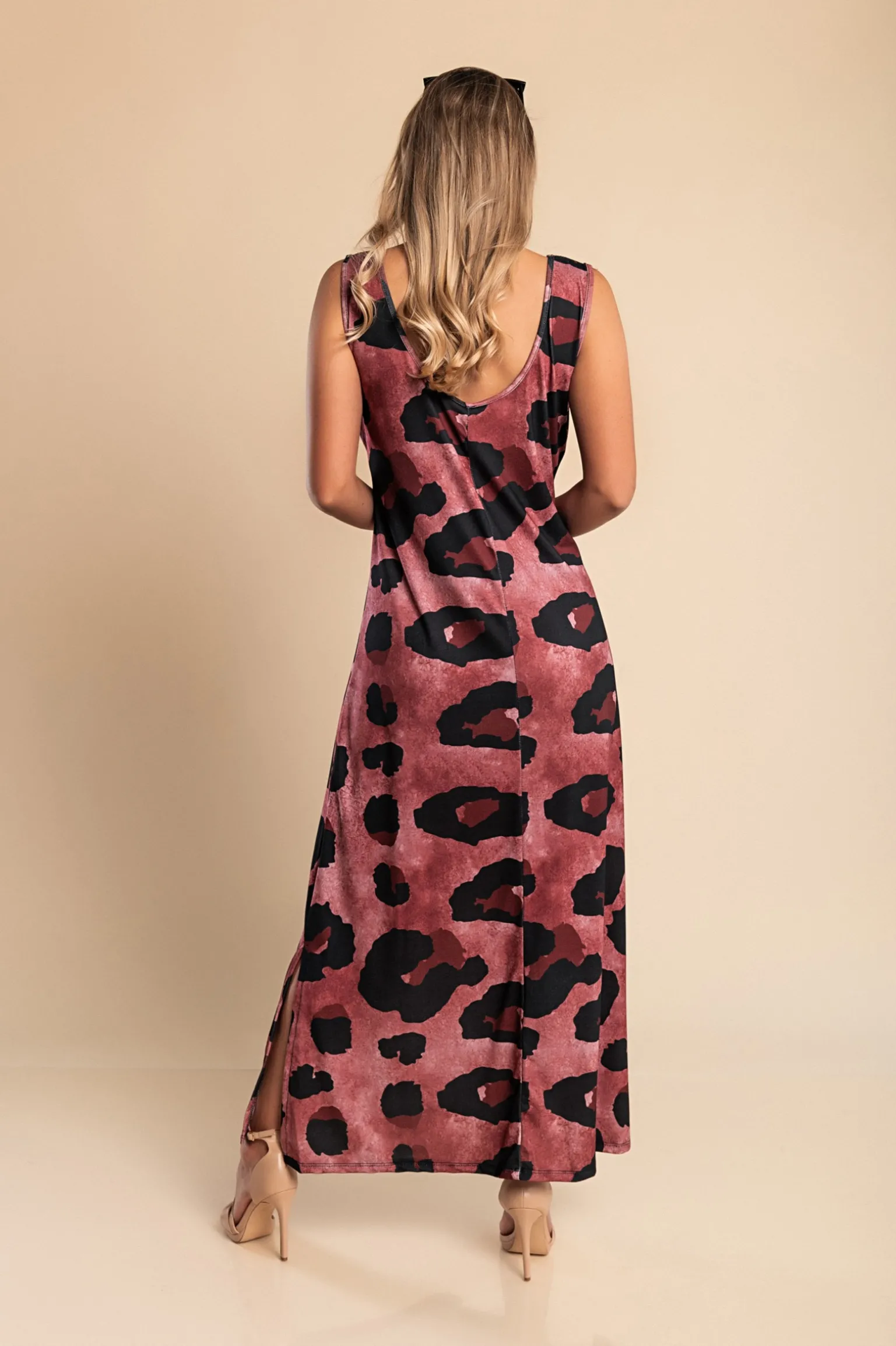 Abito lungo con stampa leopardata, bordeaux