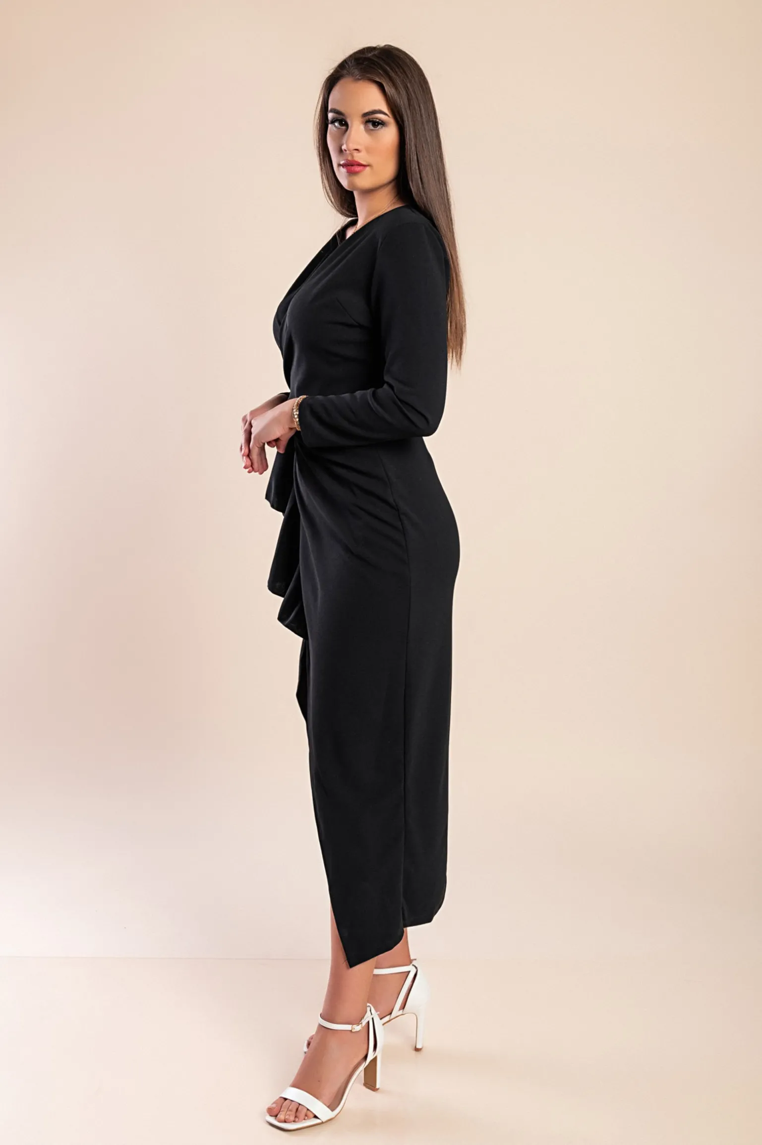 Abito midi elegante Brynlee con maniche a 3/4 e volant, nero