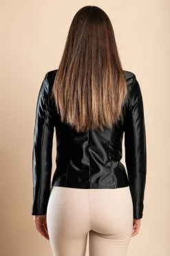 Blazer elegante realizzato in simil raso, nero