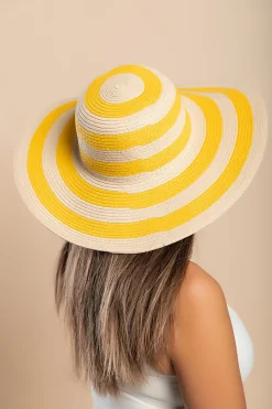 Cappello alla moda con stampa a righe, giallo
