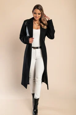 Cappotto elegante con dettagli in ecopelle, nero