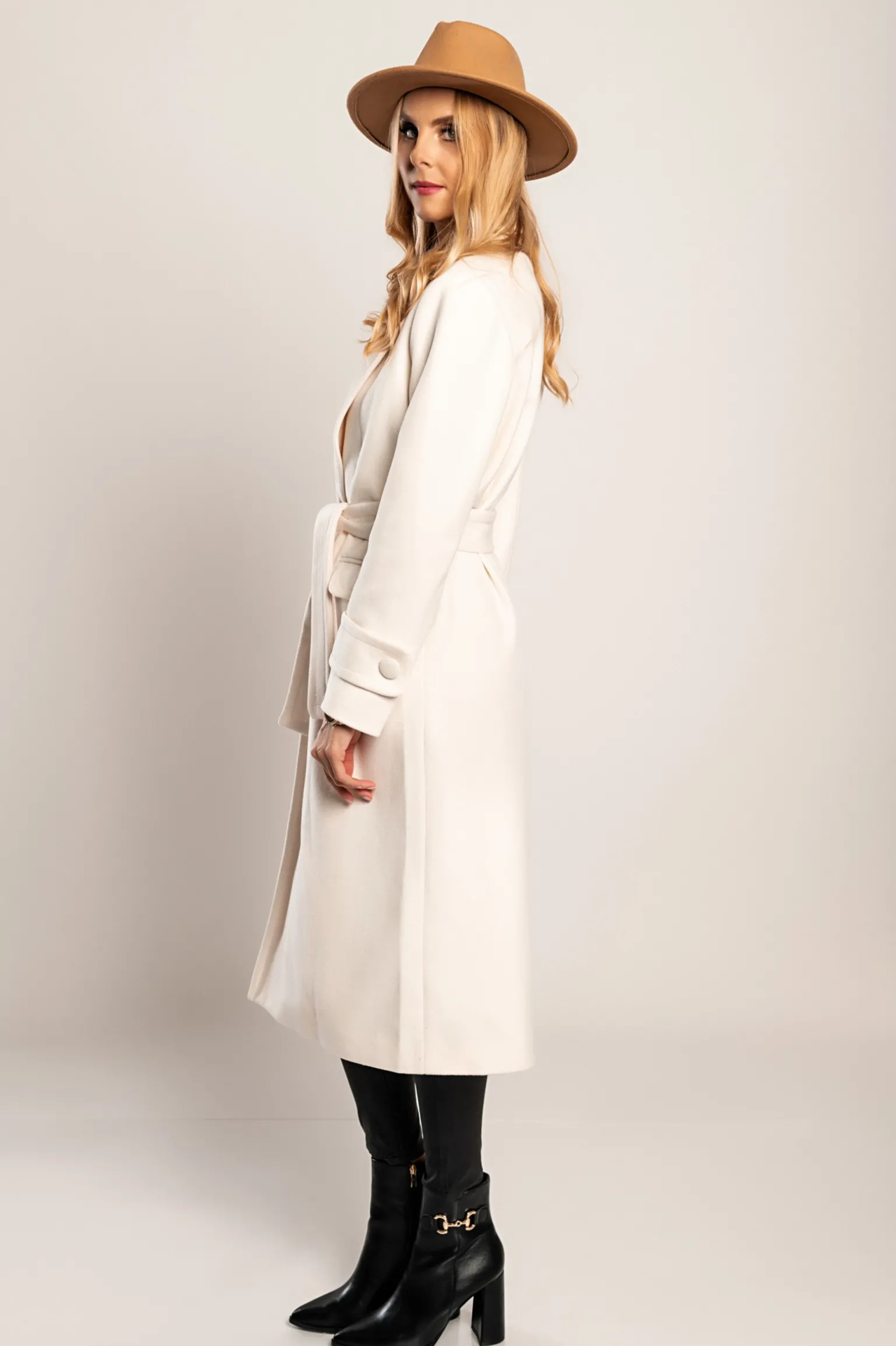 Cappotto lungo elegante Canossa, panna