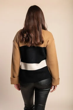 Cardigan in maglia con scollo a