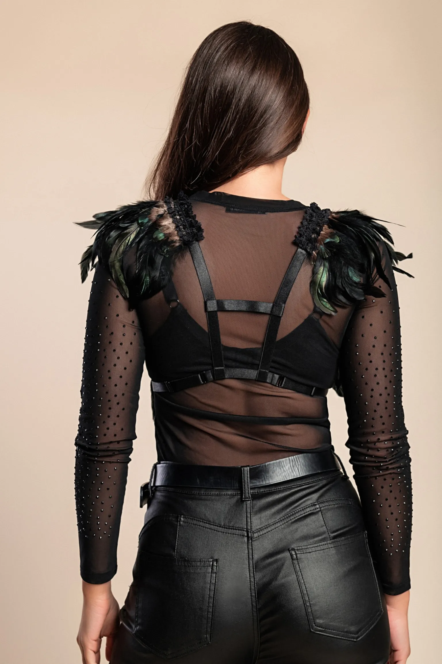 Cintura a bretella - Reggiseno con spalline elastiche con piume, ART2295, nero