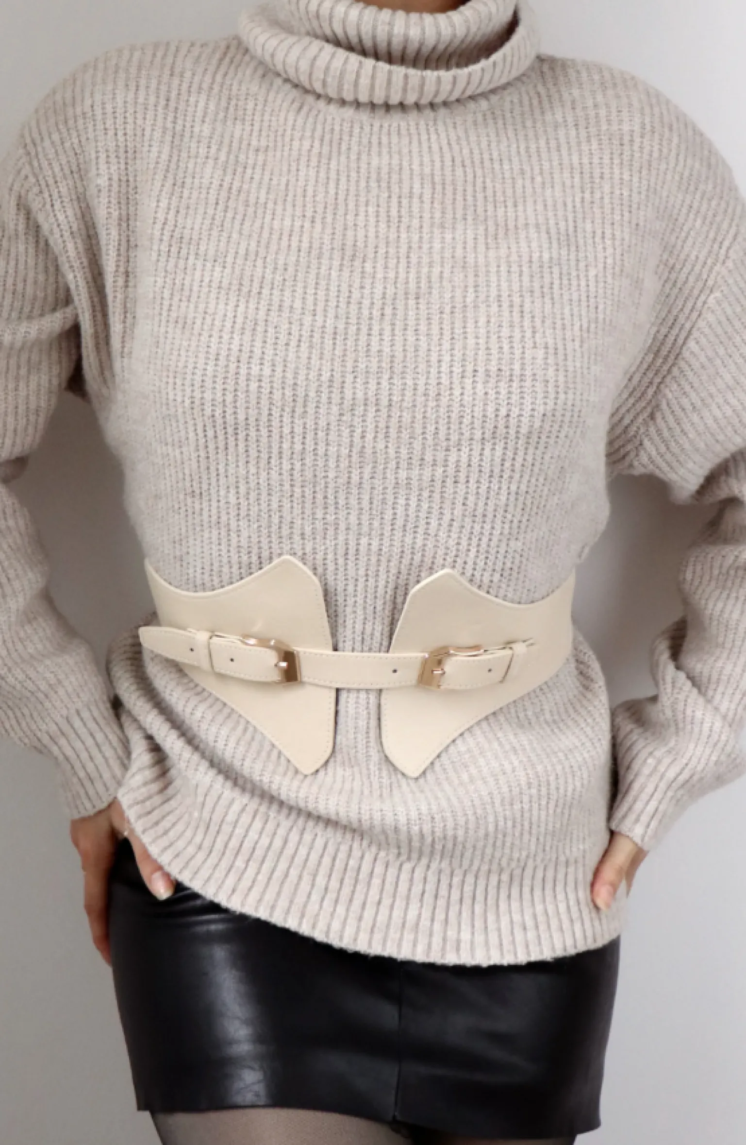 Cintura larga in ecopelle, beige