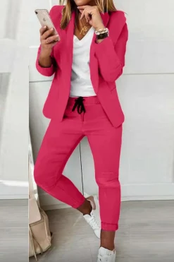 Completo di pantaloni e blazer elegante Estrena, fucsia