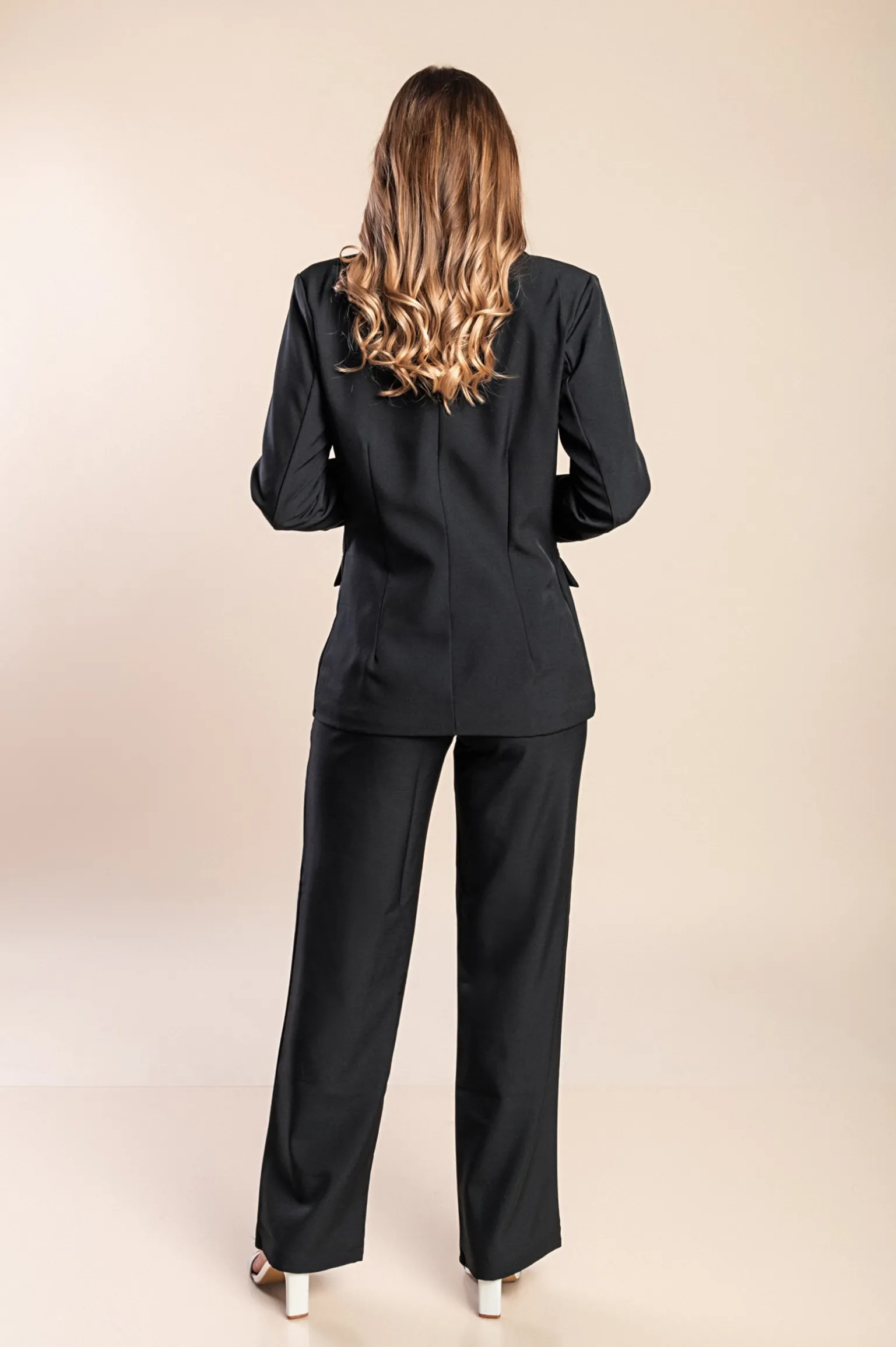 Completo elegante blazer e pantaloni, nero
