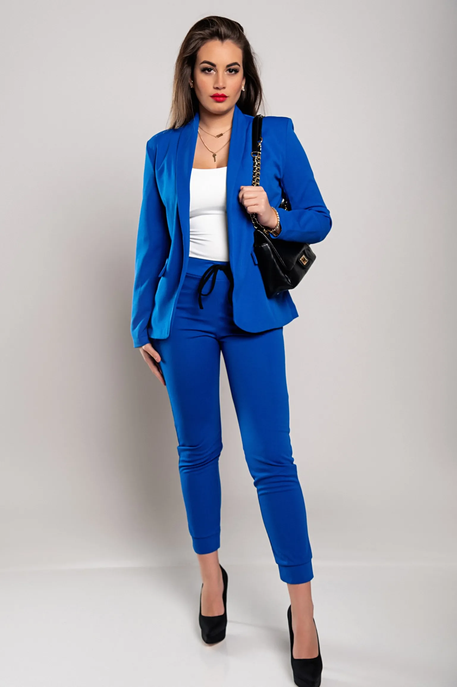 Completo monocromatico elegante pantalone e blazer Estrena, blu