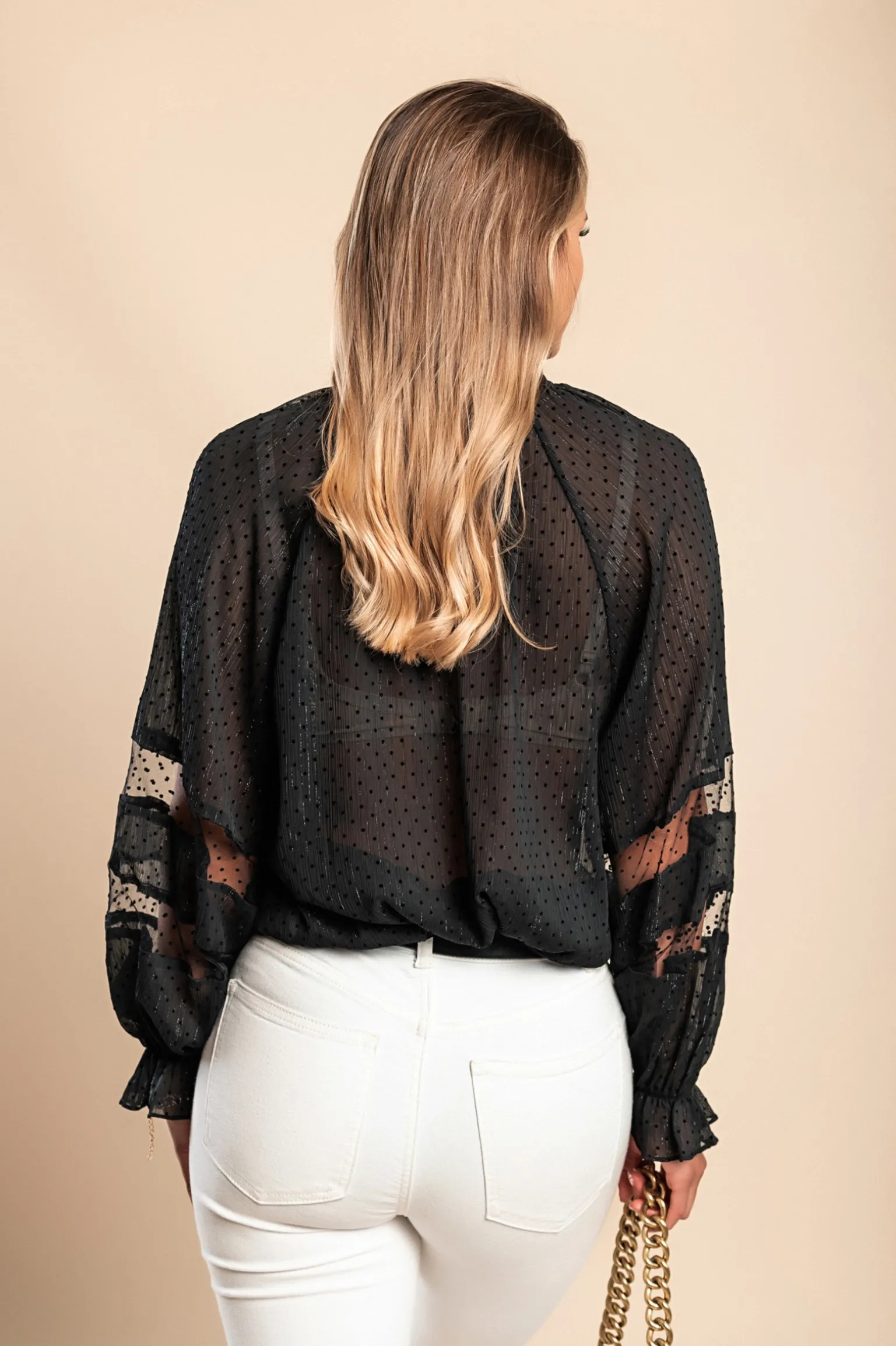 Elegante blusa in tessuto semitrasparente a pois Geltra, nera