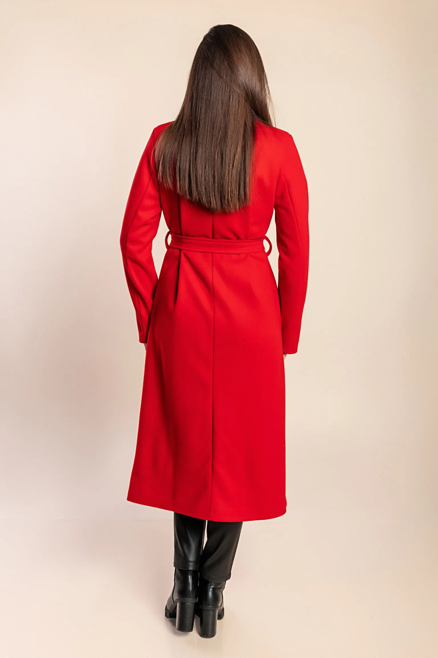 Elegante cappotto lungo con bottoni, rosso