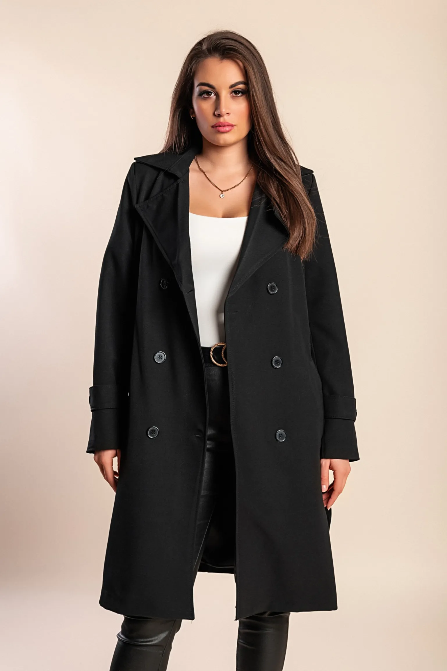 Elegante trench abbottonato, nero