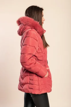 Giacca imbottita corta taglie forti con cappuccio, fucsia