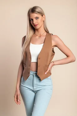 Gilet elegante con bottoni, cammelli