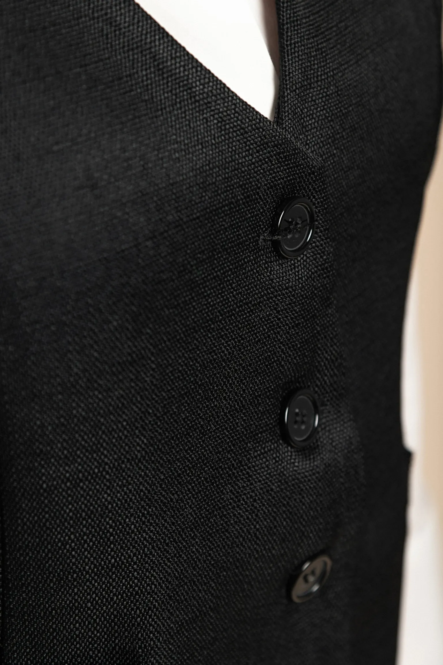 Gilet elegante con bottoni, nero
