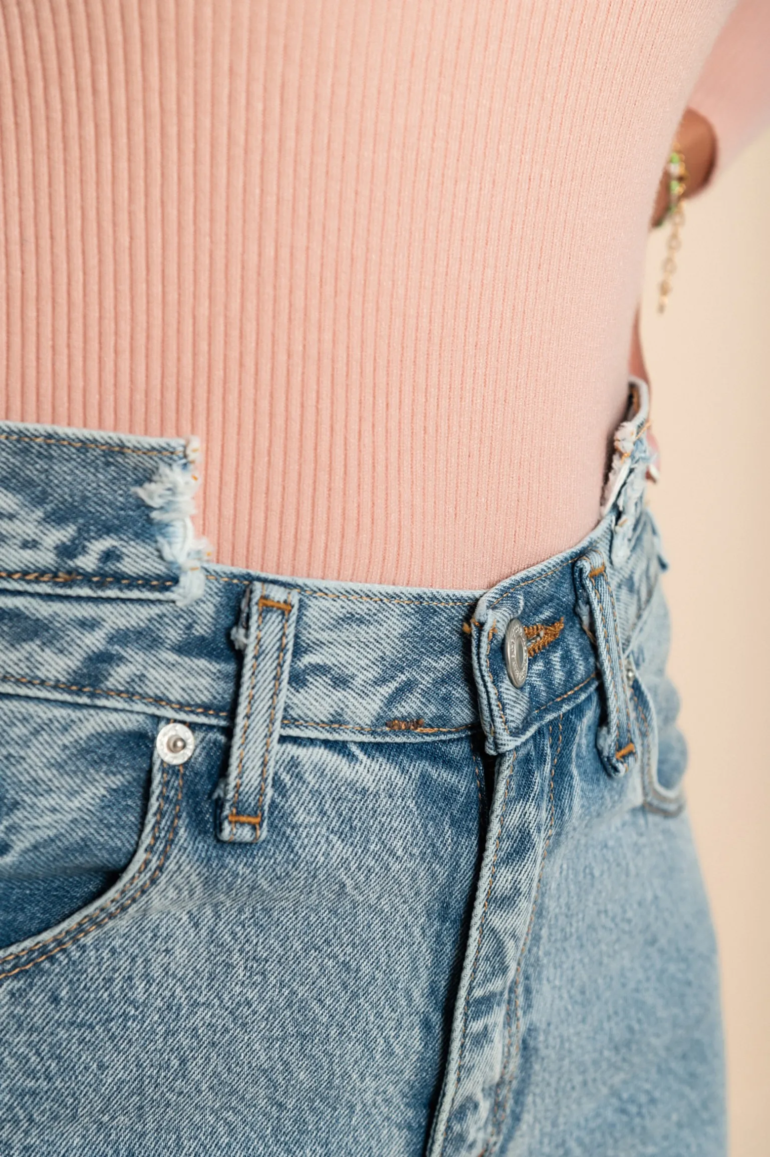 Jeans a gamba dritta, colore azzurro