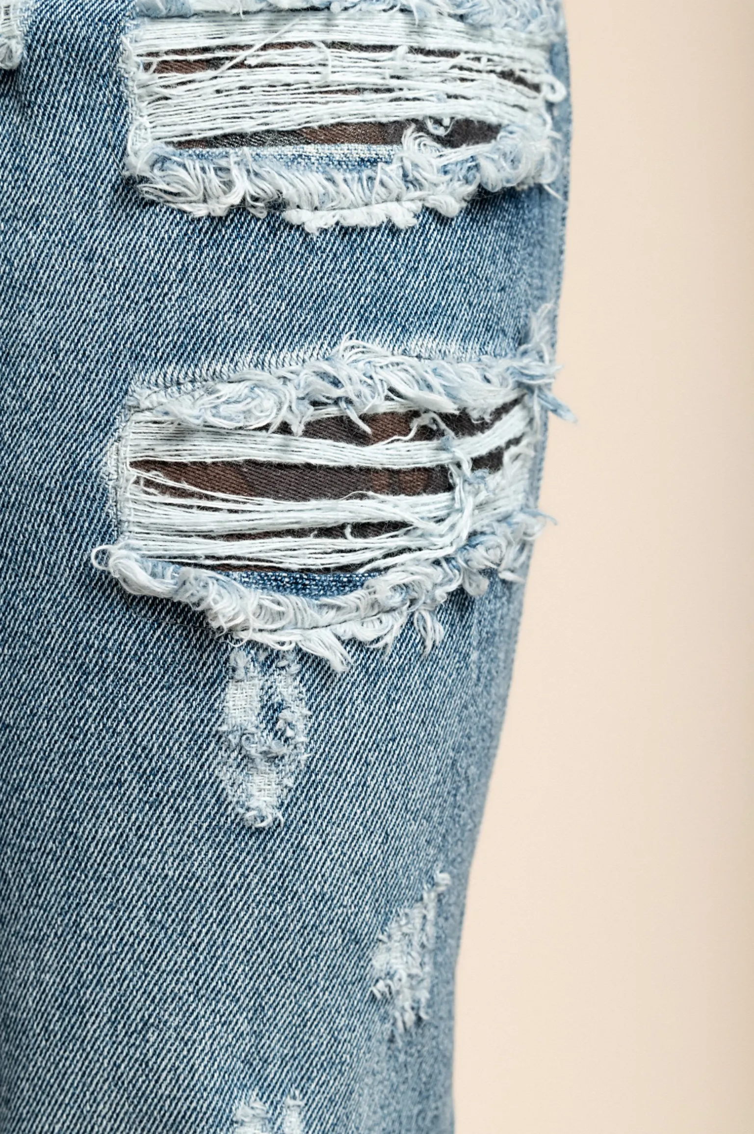 Jeans tagliati con stampa con orlo sfilacciato Alexandria, verde