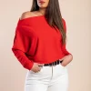MAGLIETTA OVERSIZE CON SCOLLO A BARCA E MANICHE AMPIE DANICA, ROSSA
