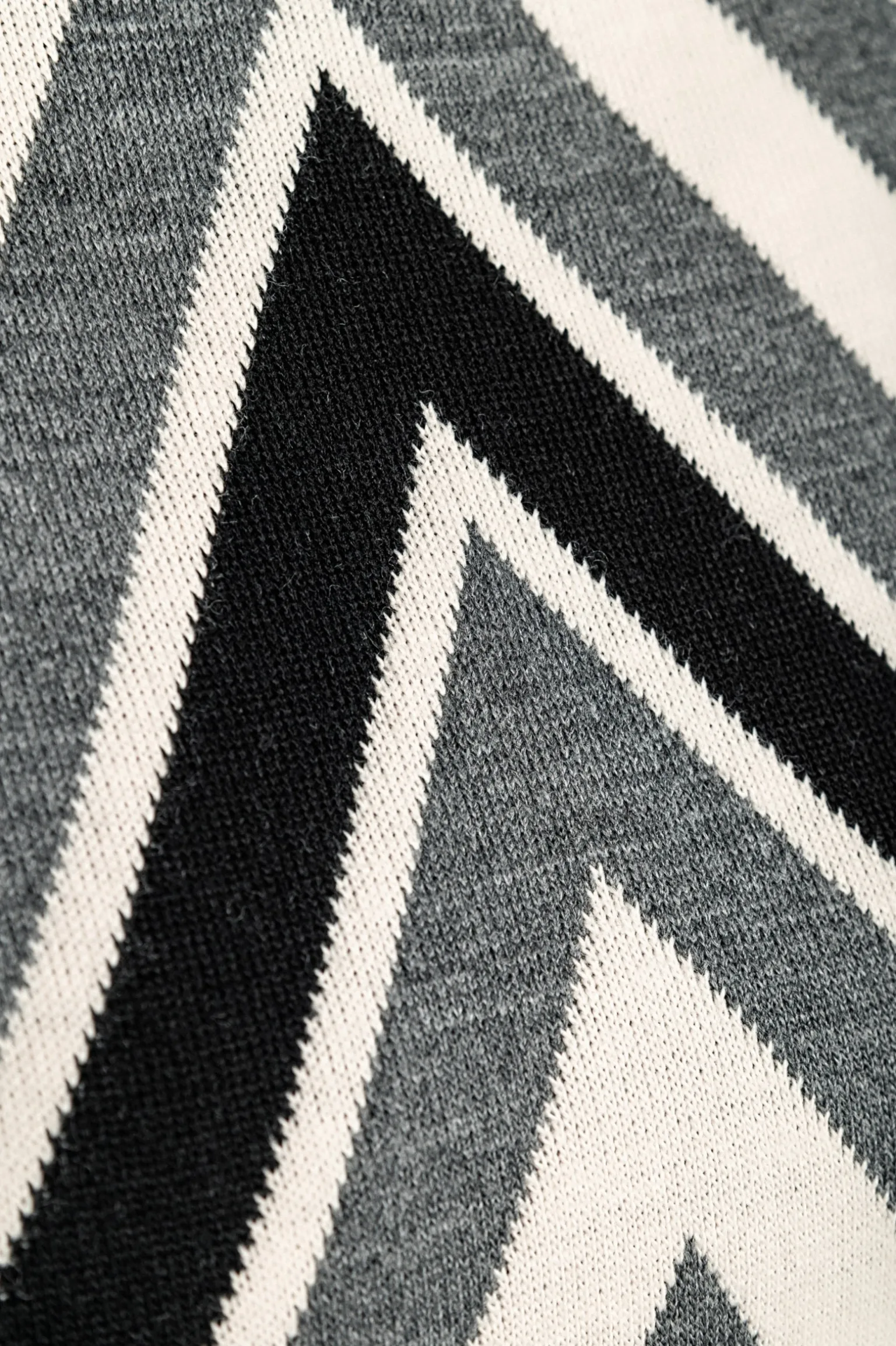 Mini abito in maglia in combinazione tricolore, grigio