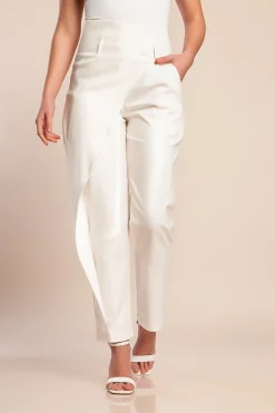 Pantaloni eleganti con volant, panna