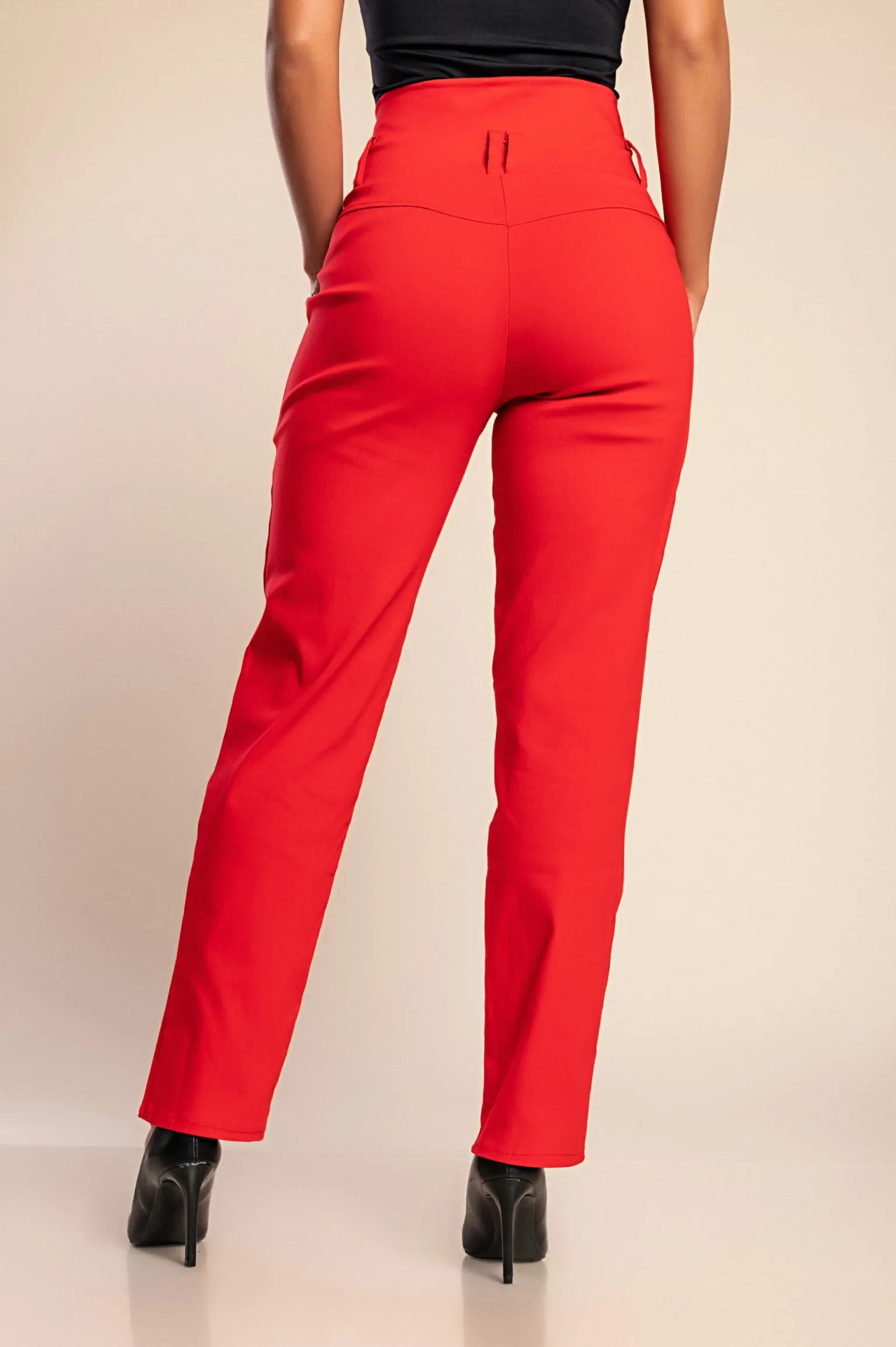 Pantaloni eleganti con volant, rossi