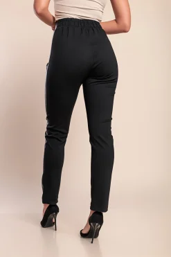 Pantaloni eleganti in similpelle, neri