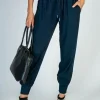 PANTALONI LUNGHI CON TASCHE ED ELASTICO IN VITA AMORY, BLU SCURO
