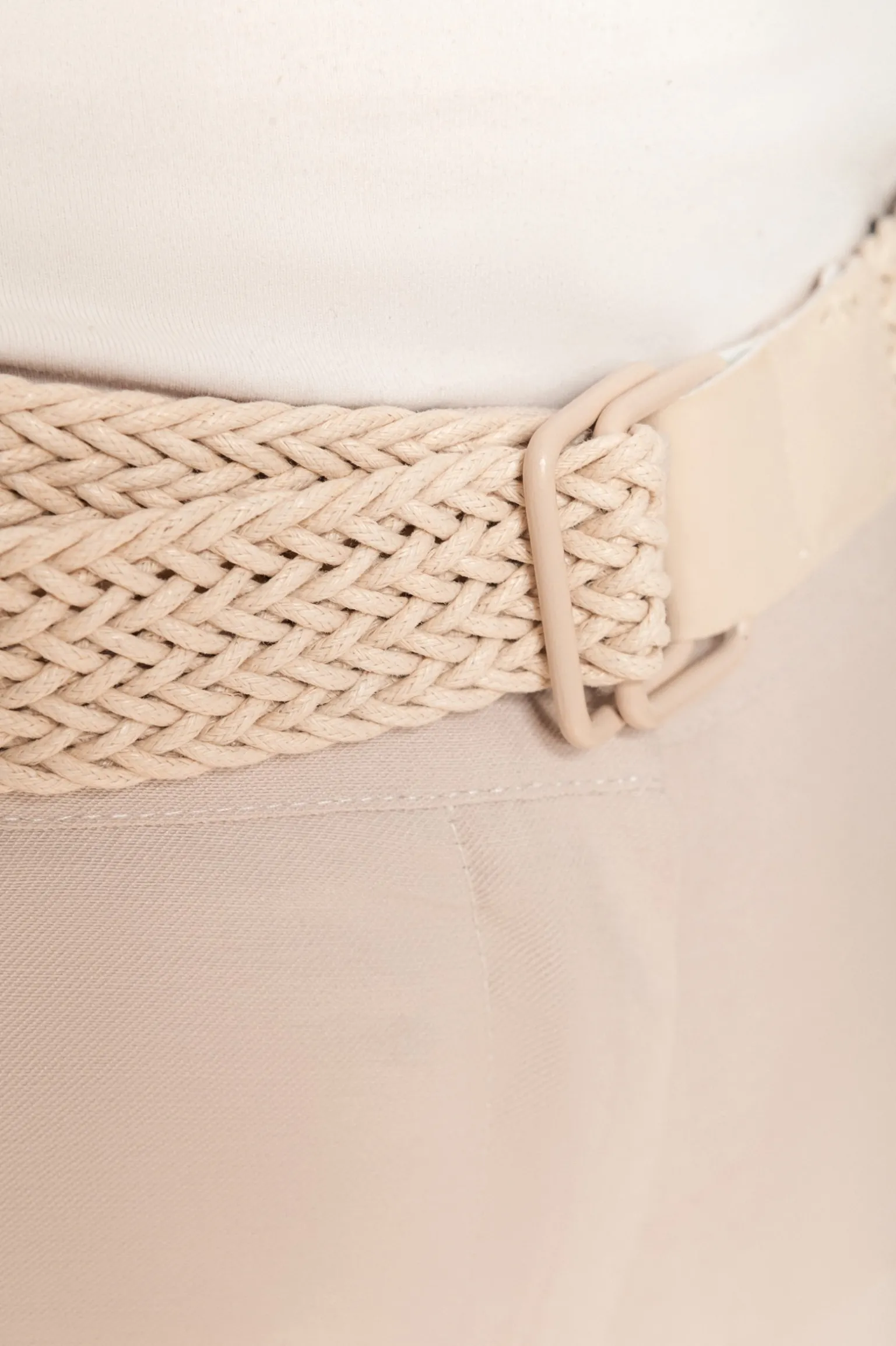 Pantaloni lunghi eleganti con cintura, colore beige
