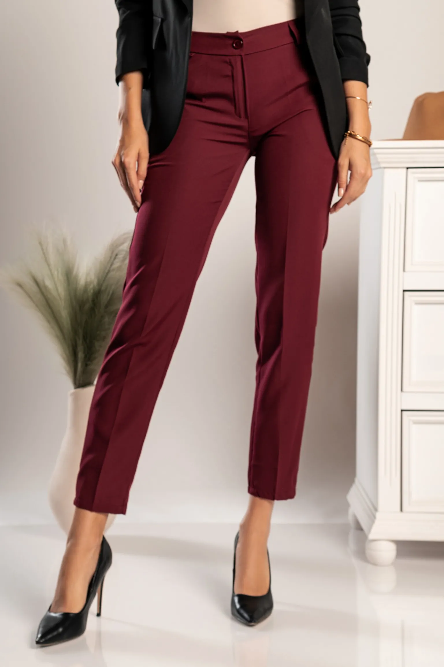 Pantaloni lunghi eleganti dal taglio dritto Tordina, bordeaux