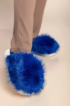 Pantofole in pelliccia sintetica, blu