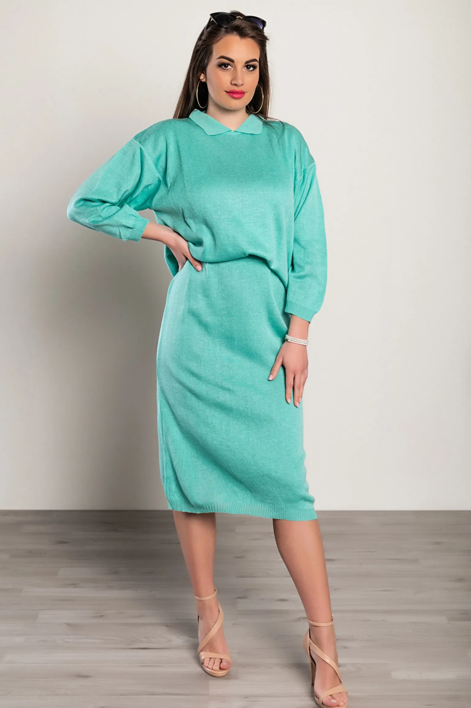 Set composto da gonna e top lungo in maglia, turchese