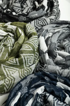 Set di 4 sciarpe, multicolori.