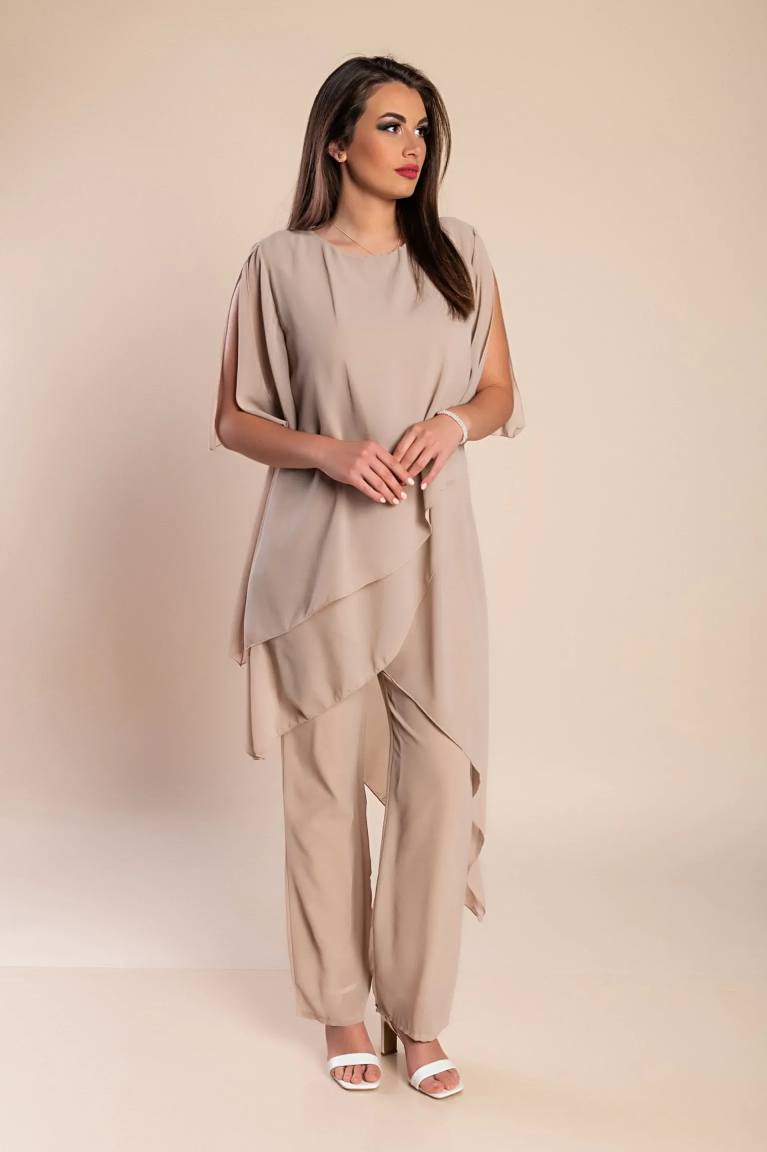 Set di elegante tunica trasparente e pantaloni lunghi Claudette, beige