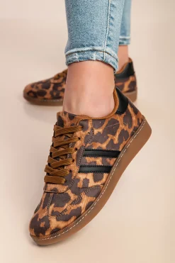Sneakers alla moda, leopardate