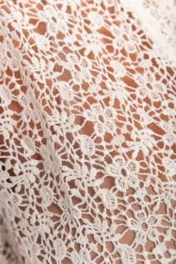 T-shirt in cotone con pizzo, bianca