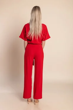 Tuta fashion con ampi pantaloni lunghi e maniche corte  Nelia, rossa