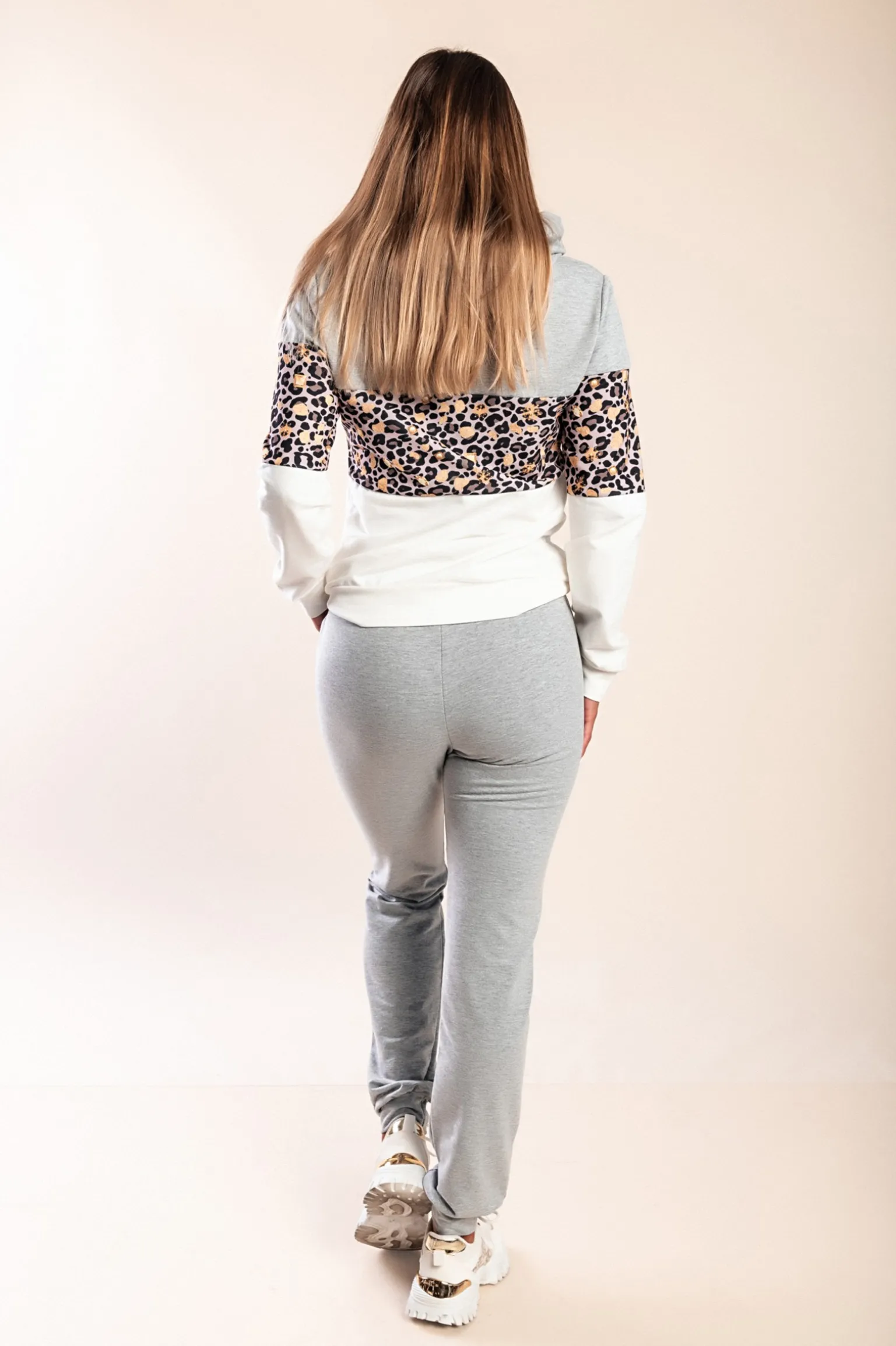 Tuta sportiva con stampa leopardata Amell, grigia