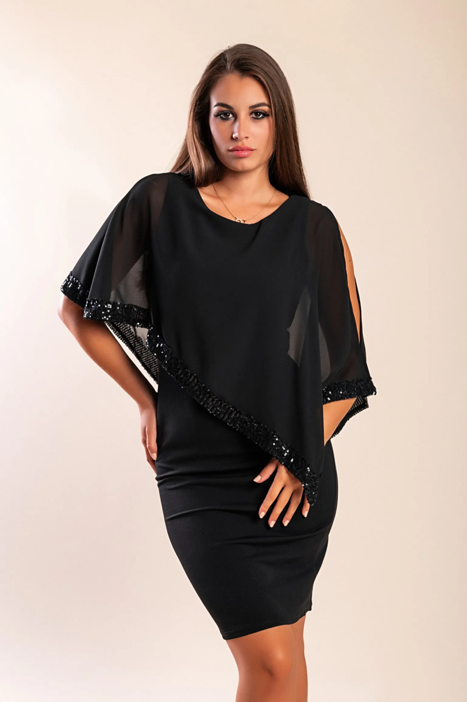 Vestito elegante con mantellina Arlet, nero